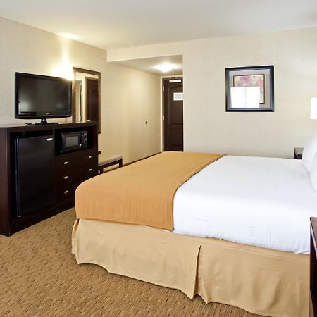 Holiday Inn Express Fresno South By Ihg Zewnętrze zdjęcie