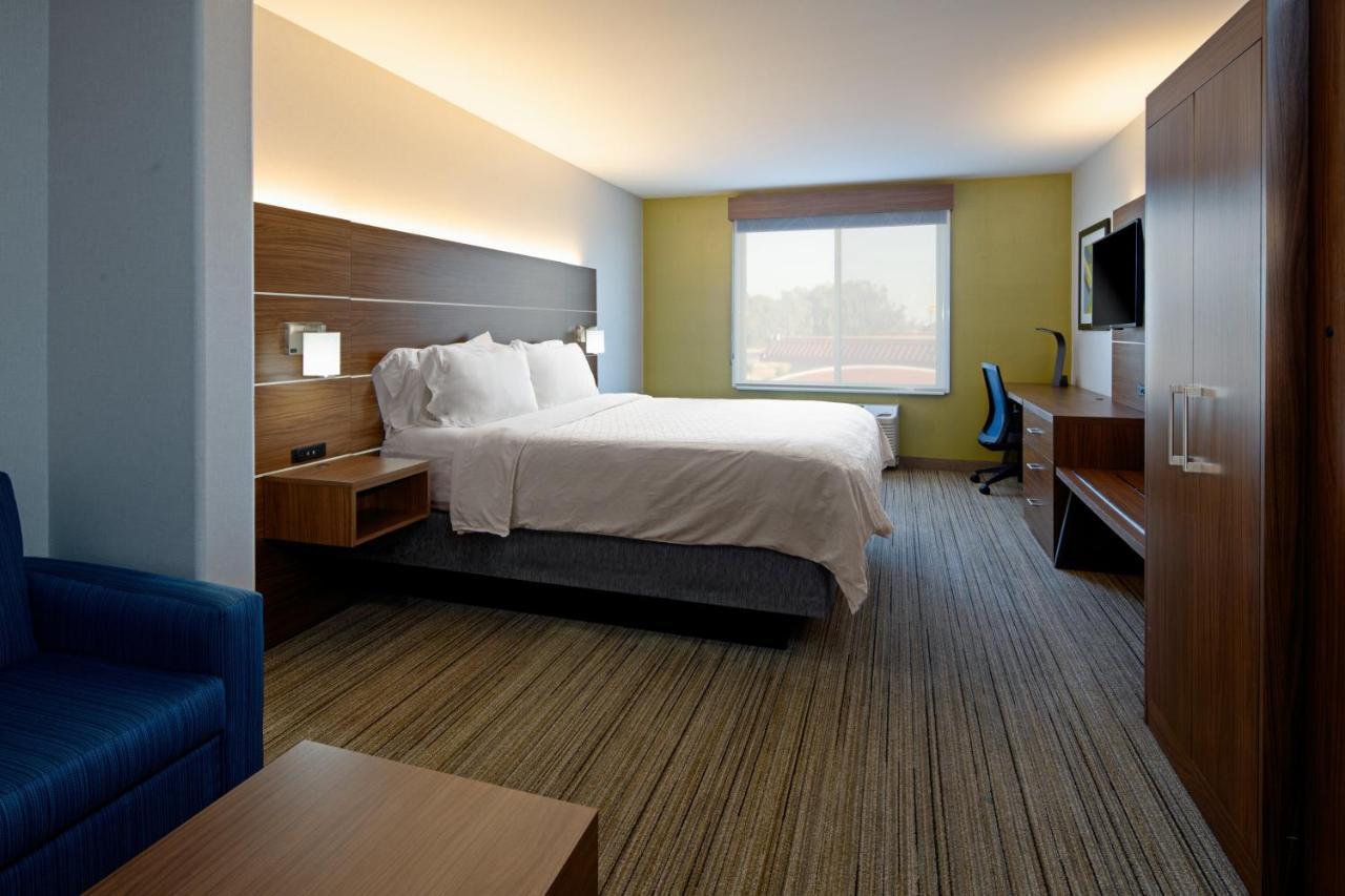 Holiday Inn Express Fresno South By Ihg Zewnętrze zdjęcie